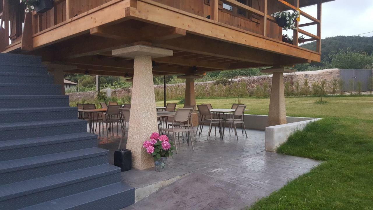 Apartamentos Valle De Irola Luanco Exterior foto
